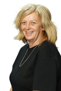 Miss C Davies (1)